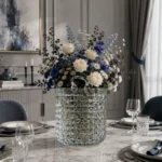 گلدان شیشه ای دست ساز دکوری مدل کیف حصیری گریژ ۲۰ سانتی