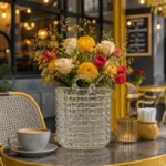 گلدان شیشه ای دست ساز دکوری مدل کیف حصیری گریژ ۲۰ سانتی